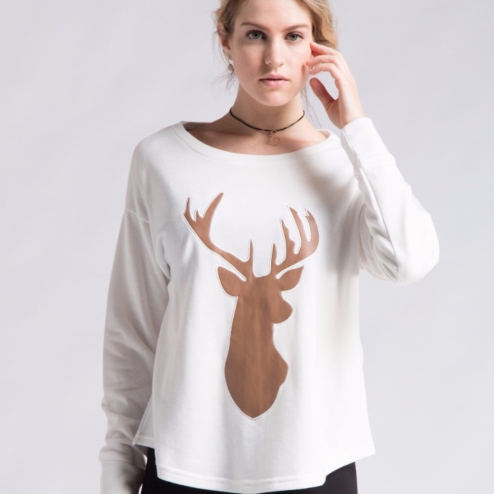 ❗️LAST ONE❗️NWT Deer Patch Pullover Shirt